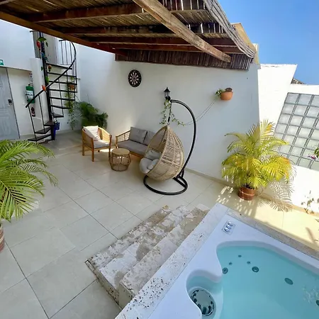 Casa Badillo 4 3br Crazy Rooftop Oldcity Jacuzzi Ac Hottub Wifi * Cartagena