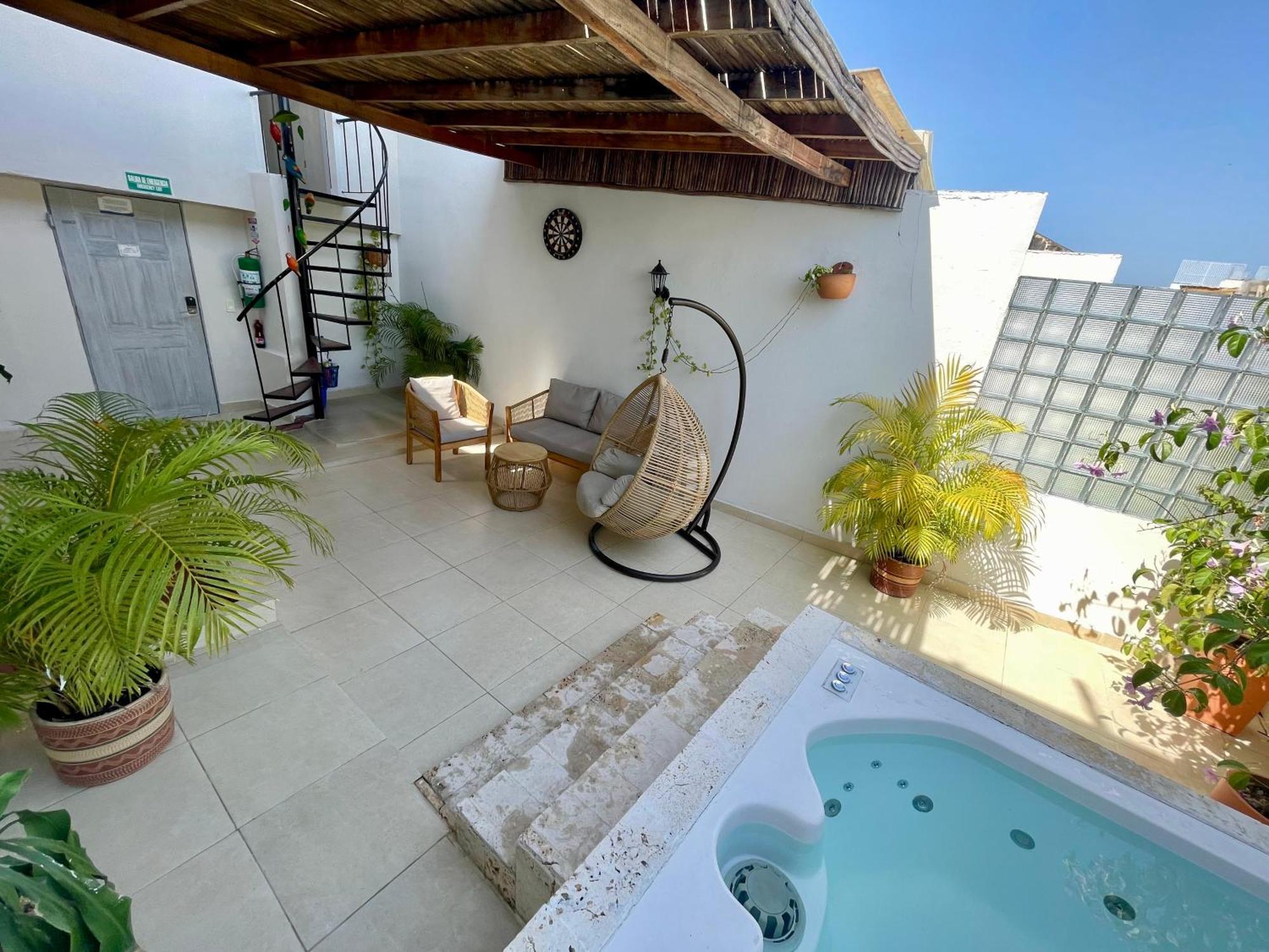 Casa Badillo 4 3br Crazy Rooftop Oldcity Jacuzzi Ac Hottub Wifi * Cartagena