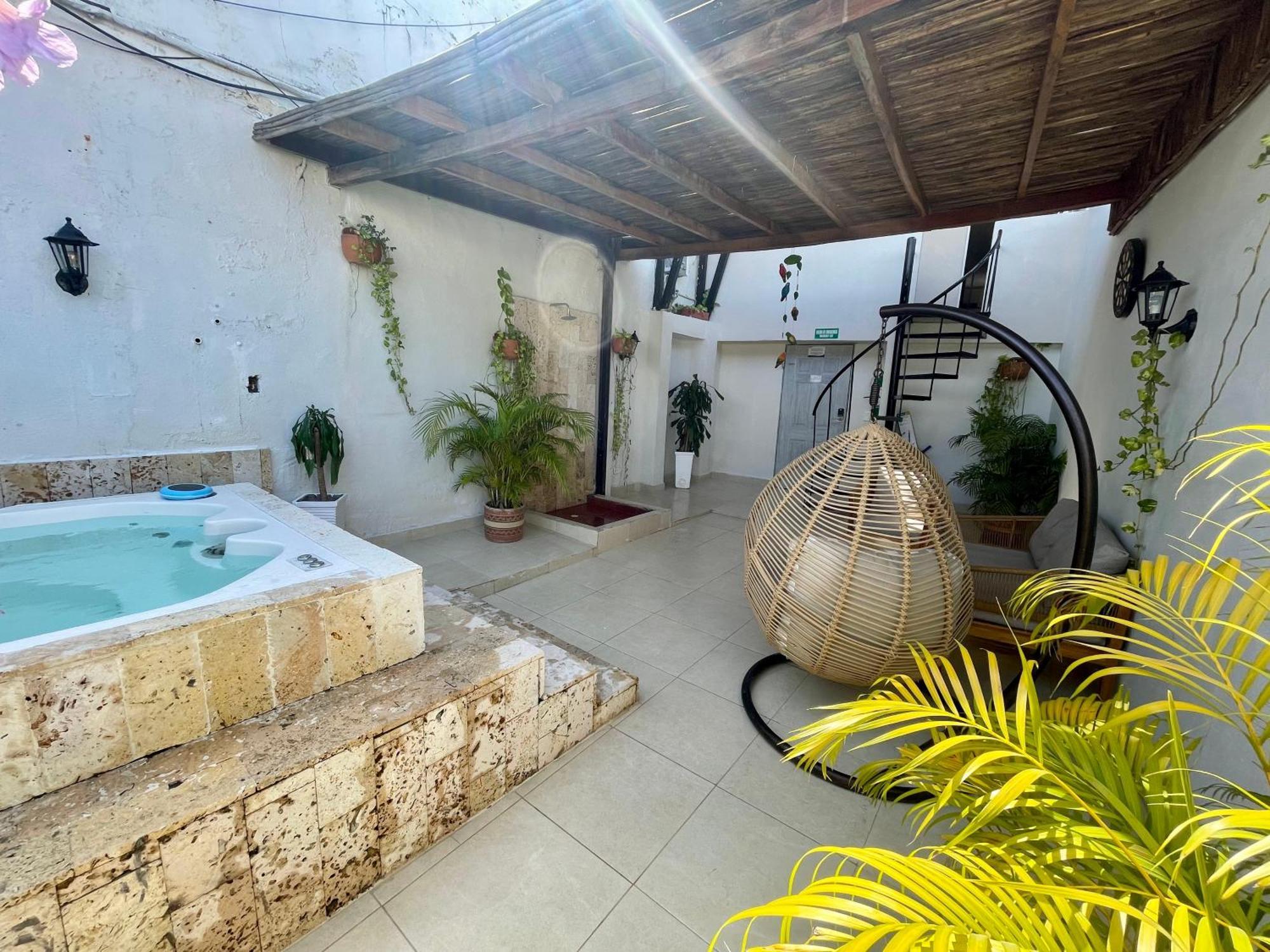 Casa Badillo 4 3br Crazy Rooftop Oldcity Jacuzzi Ac Hottub Wifi